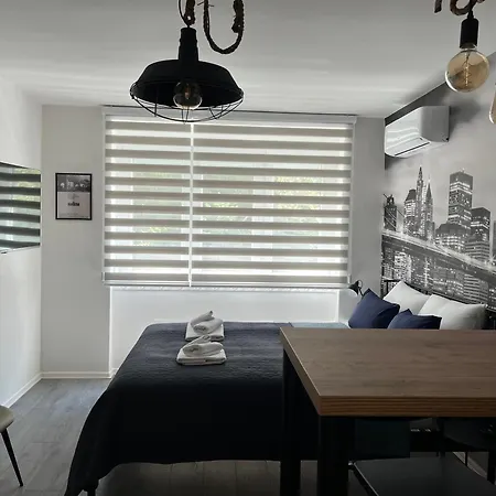 New York 아파트 *