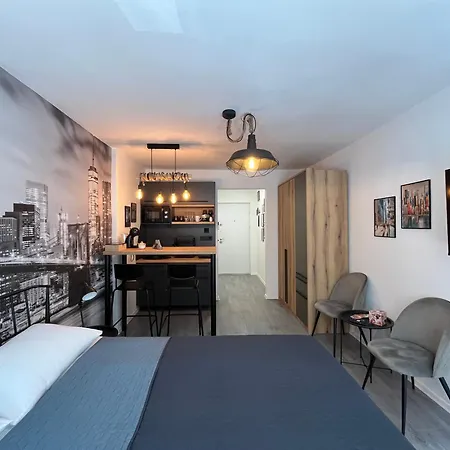 New York 아파트 *